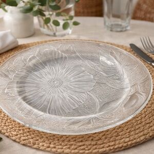 KIG Indonesia Hibiscus Blossom Clear Glass Dinner Plate 10” Textured Floral